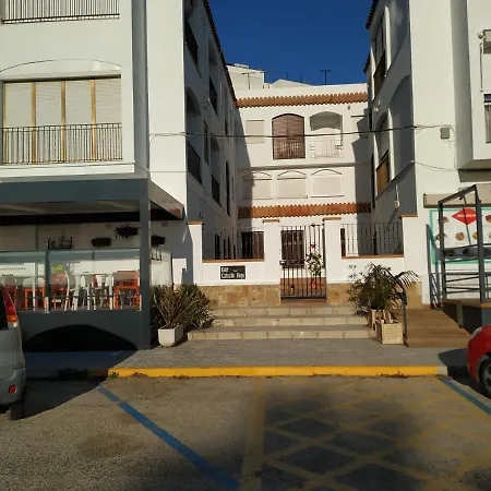 Apartamento Primera Linea De Playa Con Gran Patio, Consultar Disponibilidad De Aparcamiento *