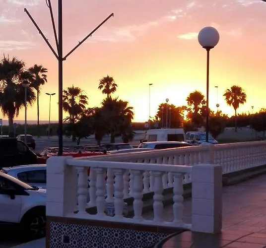 Primera Linea De Playa Con Gran Patio, Consultar Disponibilidad De Aparcamiento شقة *